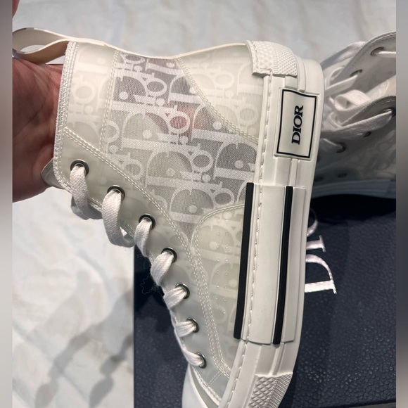 White Dior B23 High-Top Sneaker Oblique Canvas - Picture 2 of 11